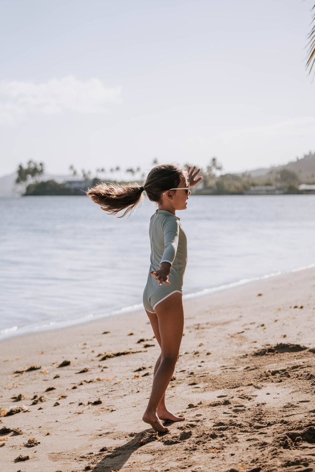 ava + oliver - Girls Rashguard Onesie | Mint