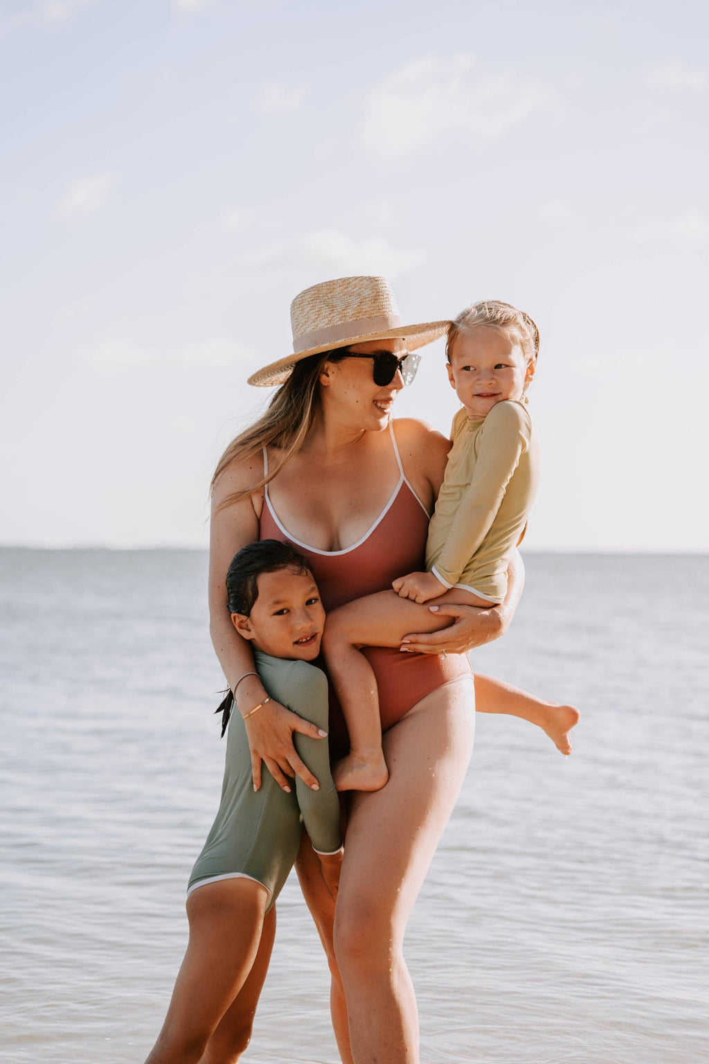 ava + oliver - Girls Rashguard Onesie | Honeydew