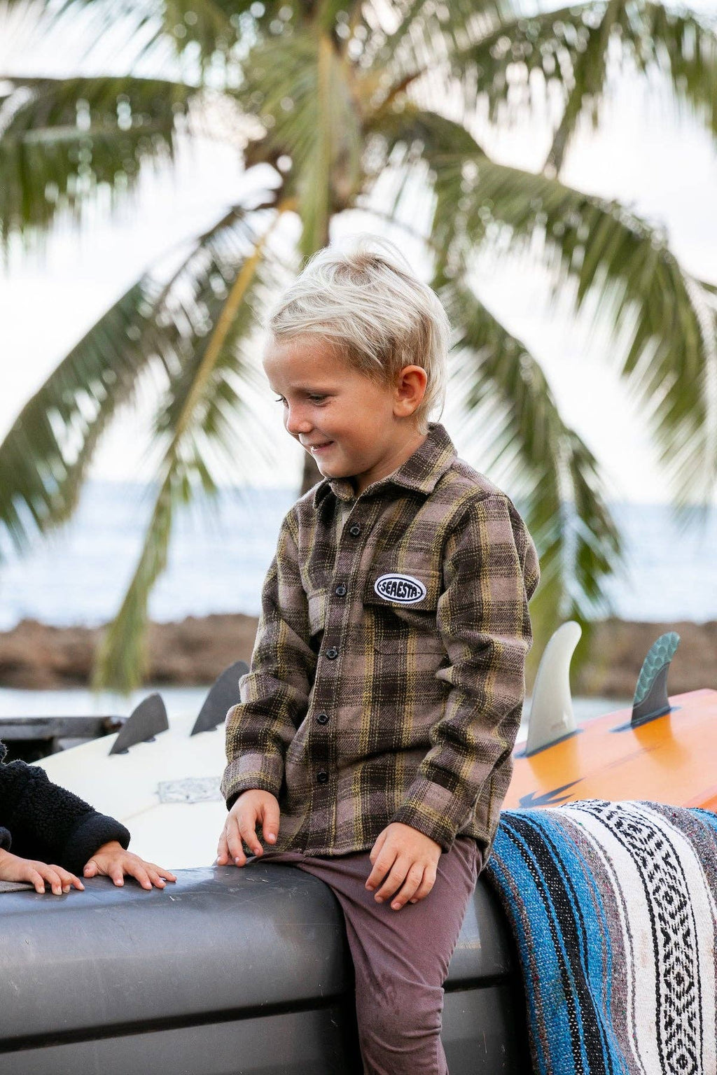 Patch Flannel Shirt / Youth / Charcoal