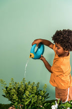 Quut Cana Large - Playful Watering Can. Beach and Sand Toy