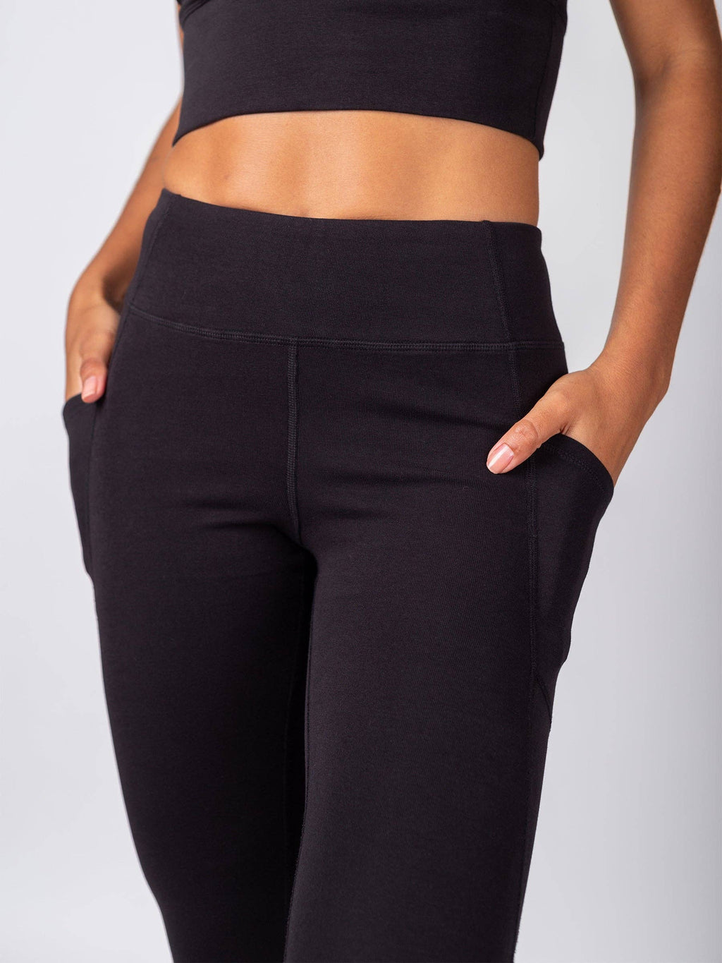 Organic Crop/Petite Leggings | Black