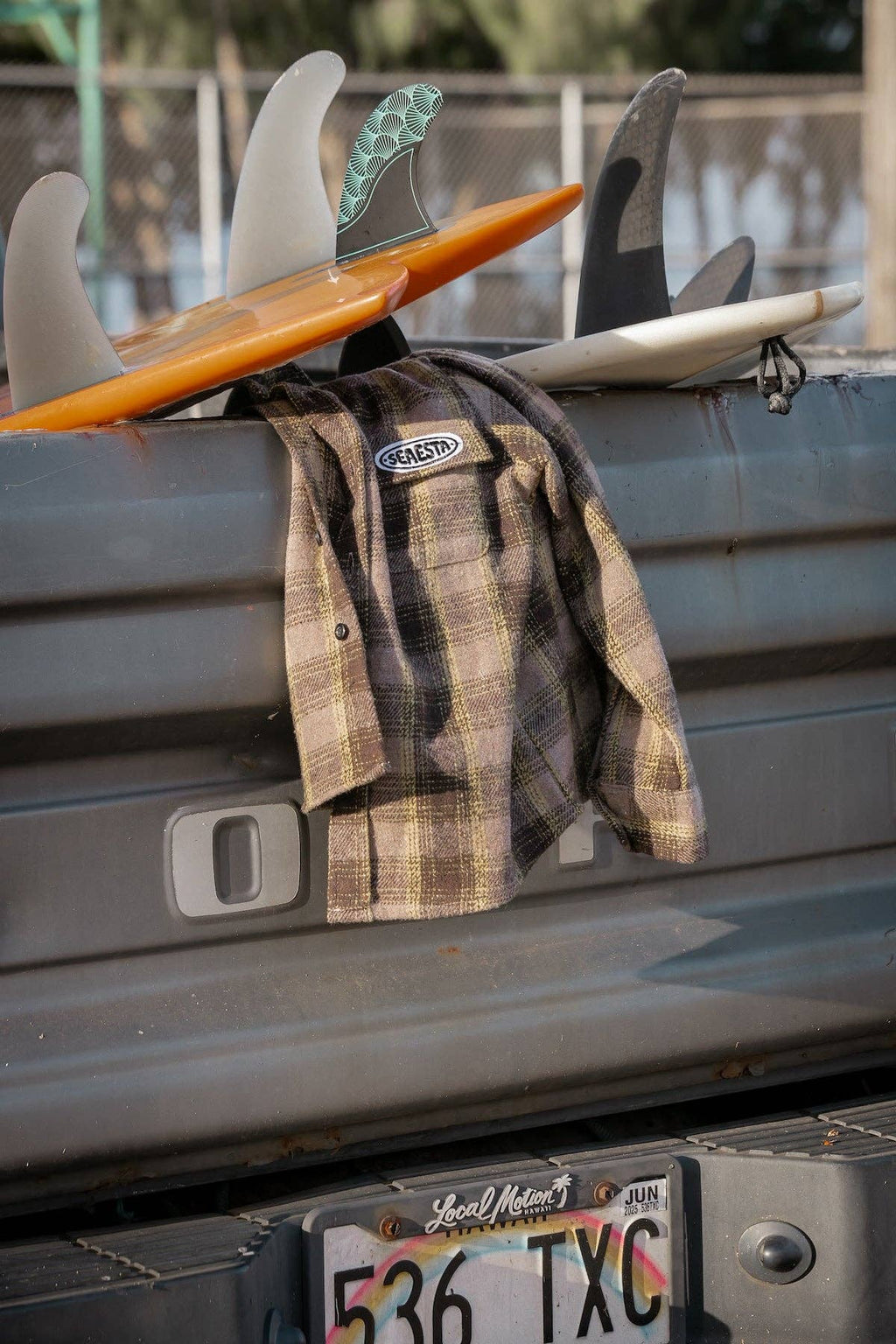 Patch Flannel Shirt / Youth / Charcoal