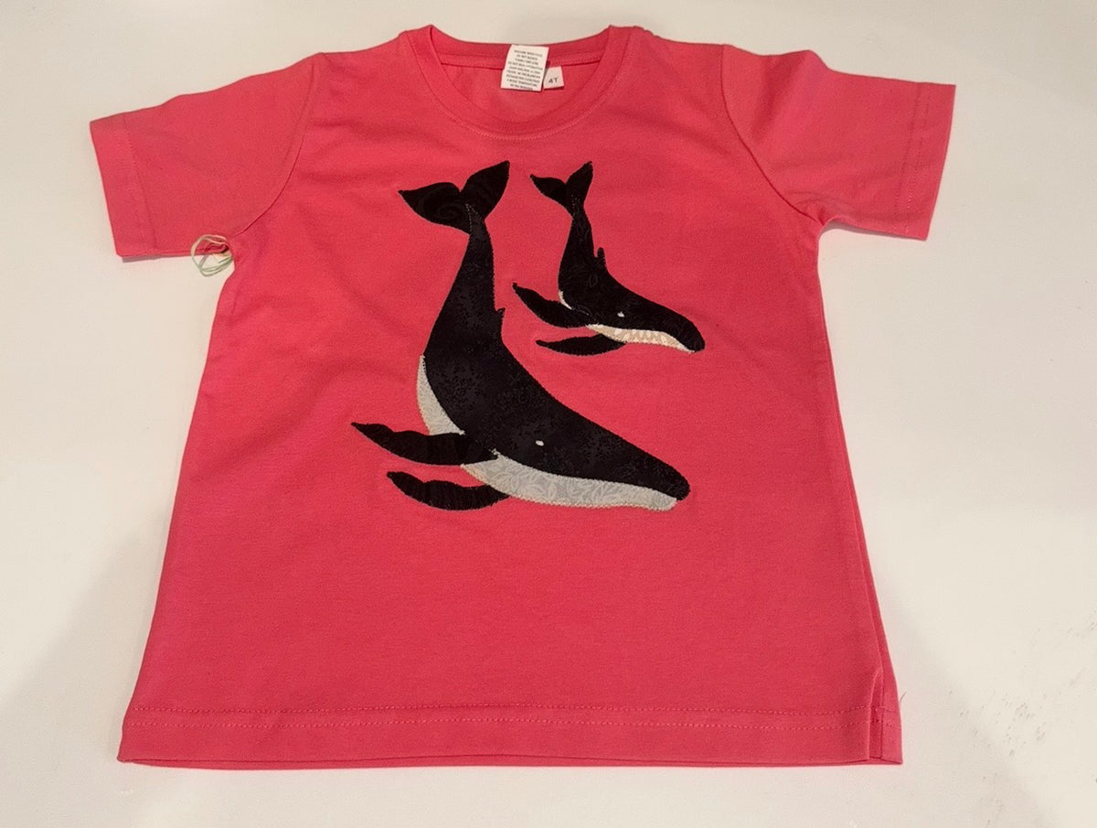 Whale T-shirt: Flying Flower