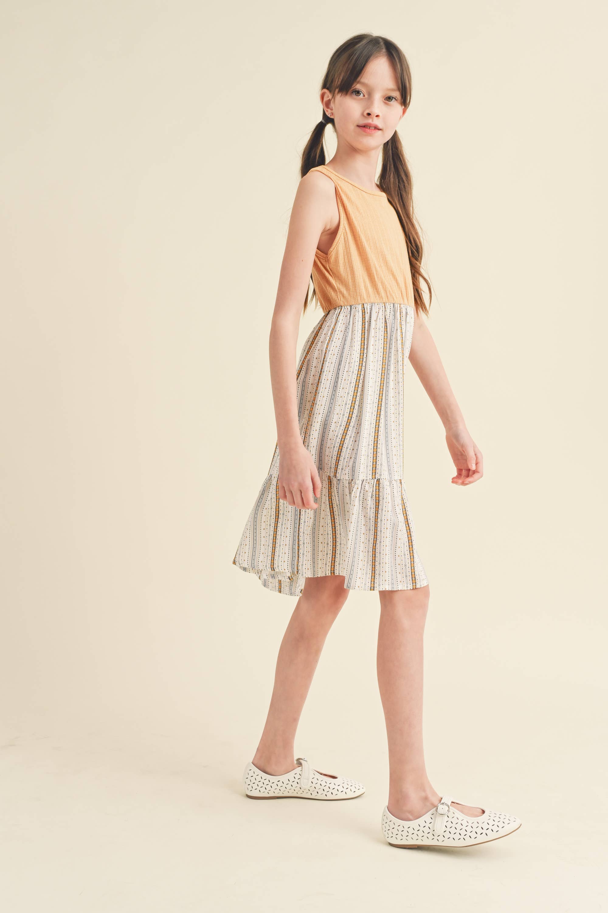 Tween Girls free sleeve flounce dress