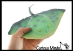 Giant Stingray Water Bath Squirter Toy - Huge Water Soaker