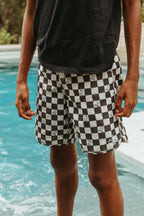 Peanuts® Black White Checkerboard Boardshorts / Strand