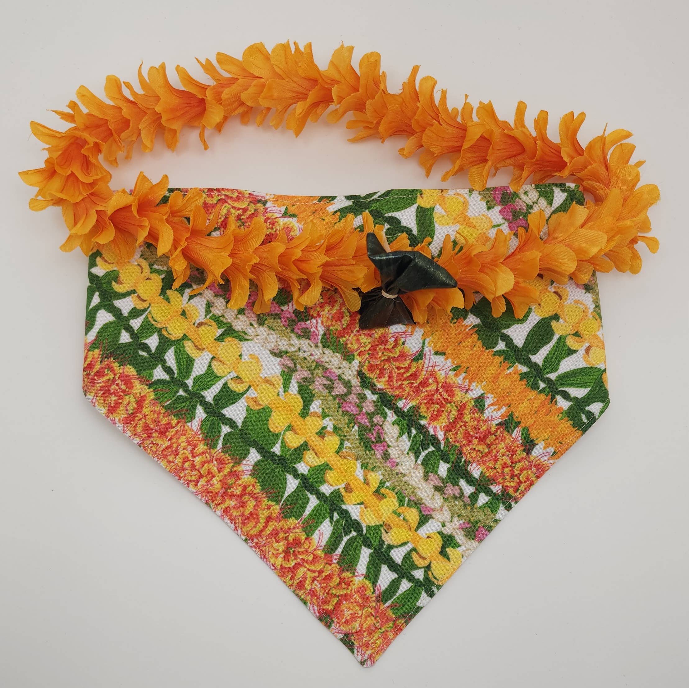 Pet Bandana- Lei of Old Hawai'i