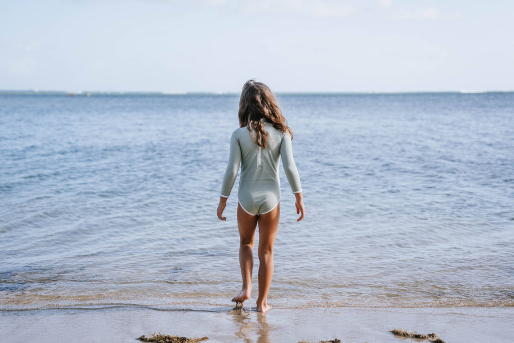 ava + oliver - Girls Rashguard Onesie | Mint