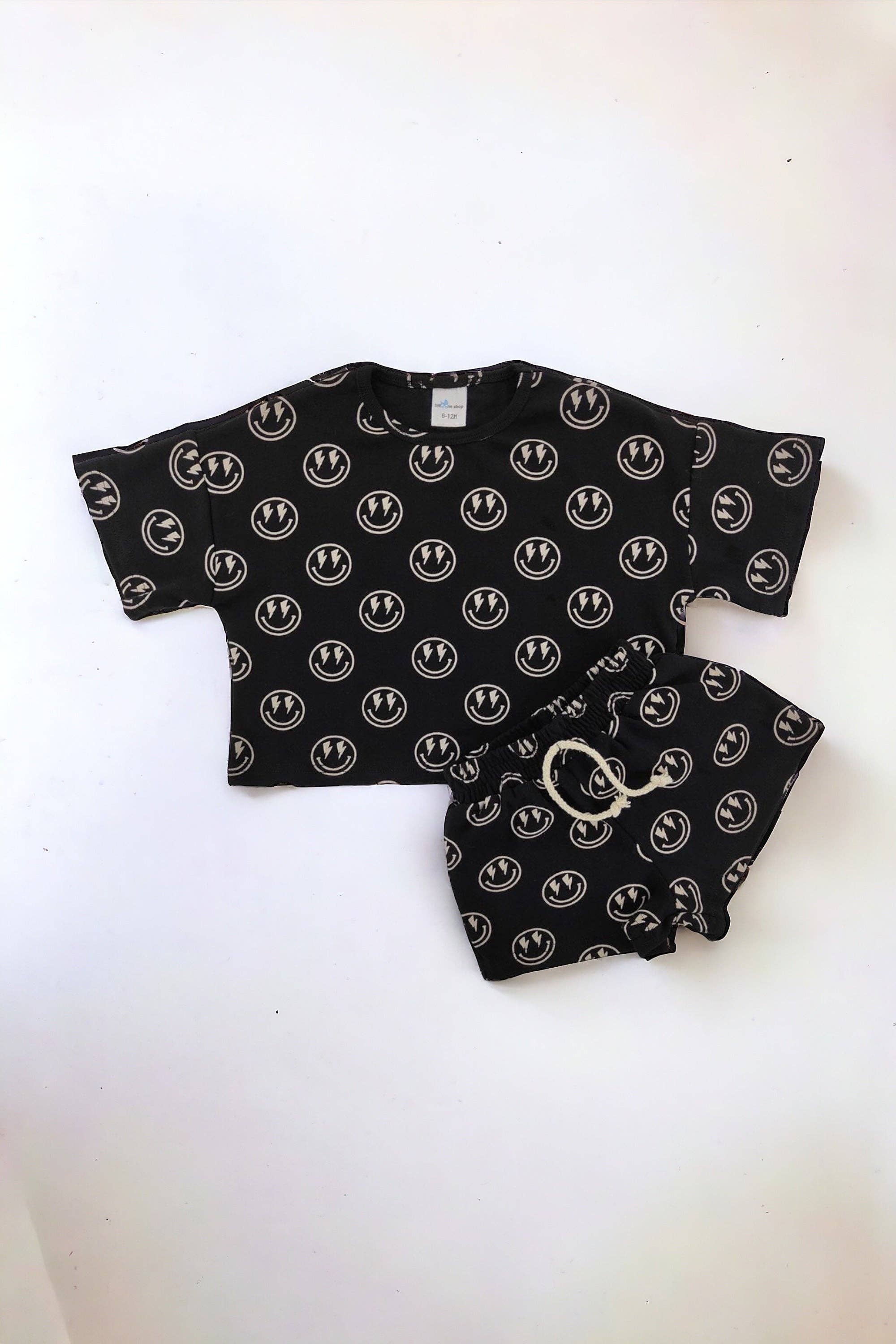 Onyx Lightning Smiley Slouchy Set