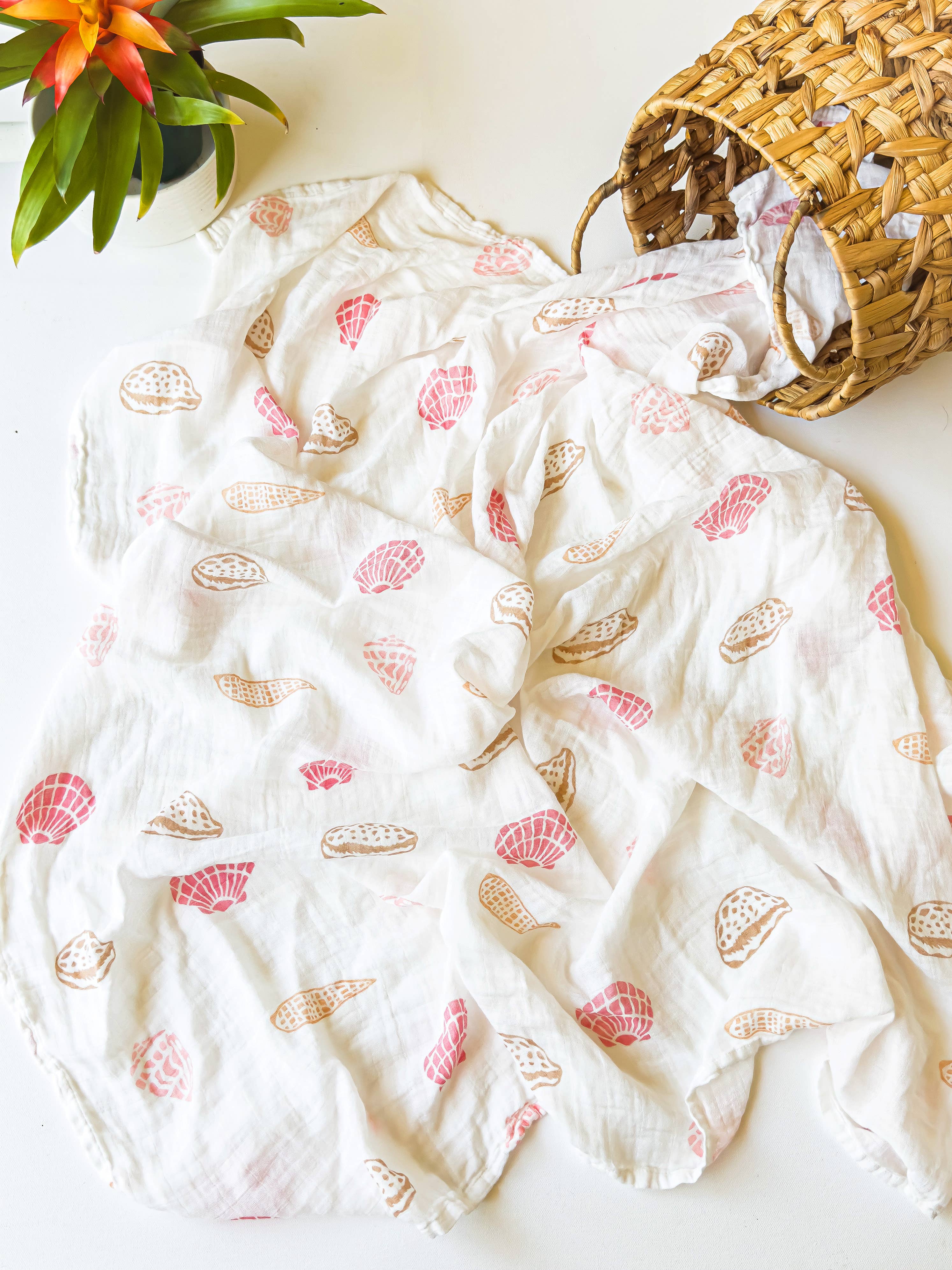 Seashell Organic Bamboo Swaddle